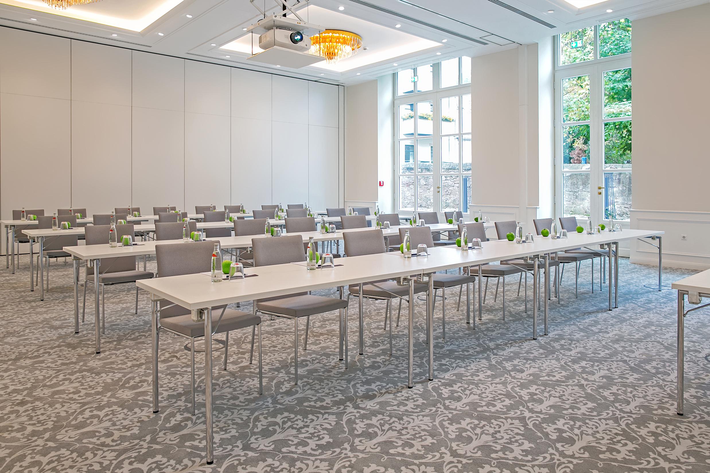 Dorint Parkhotel Отель